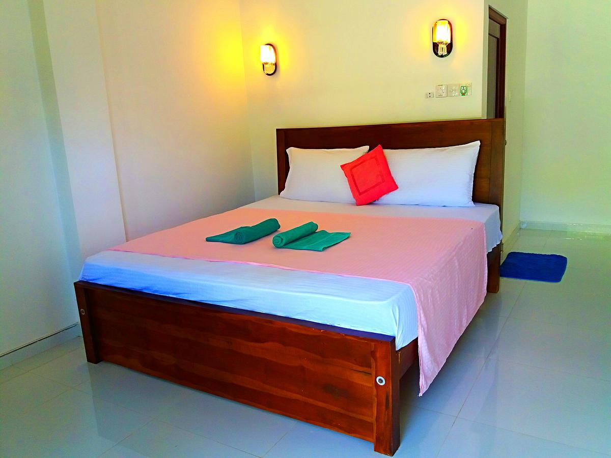 A&B Resort Negombo Kudapaduwa Bagian luar foto