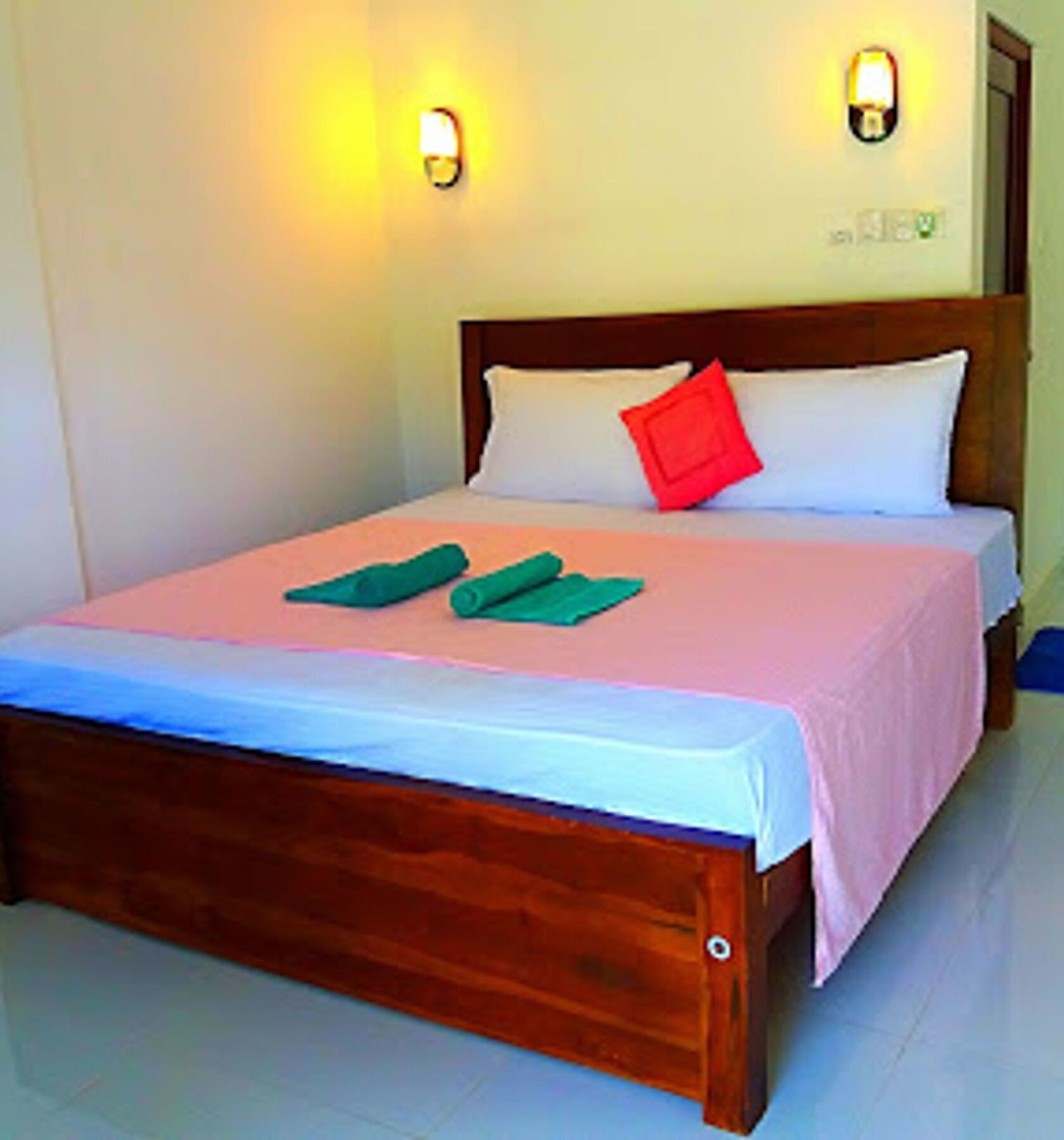 A&B Resort Negombo Kudapaduwa Bagian luar foto