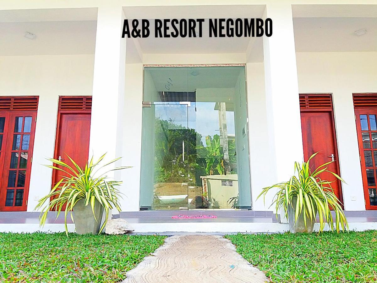 A&B Resort Negombo Kudapaduwa Ruang foto